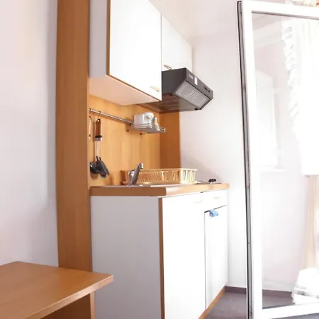 Apartment Monika Vir